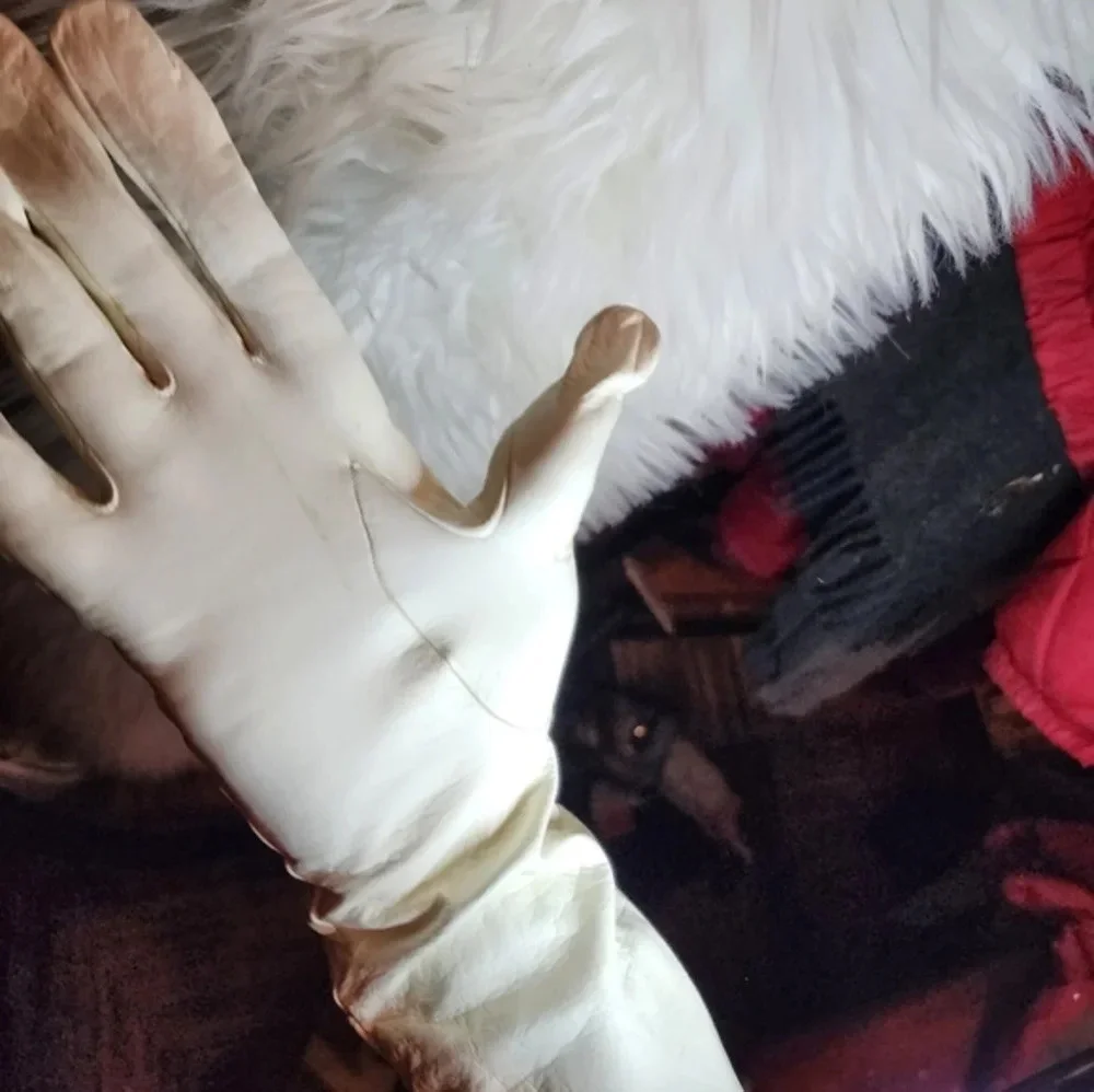 Vintage Debutante White beaded‎ Gloves 7.5